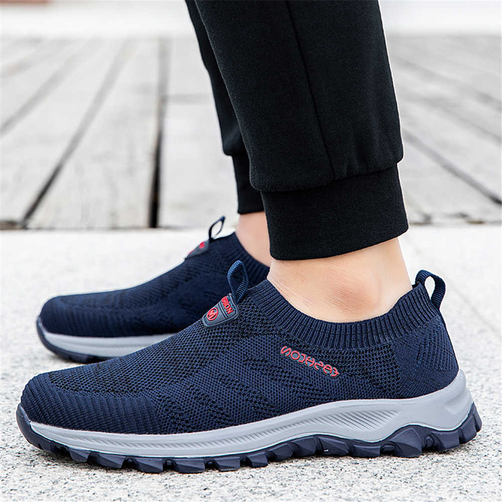 Zapatillas de deporte clásicas - Sewing Industry reseña y precio