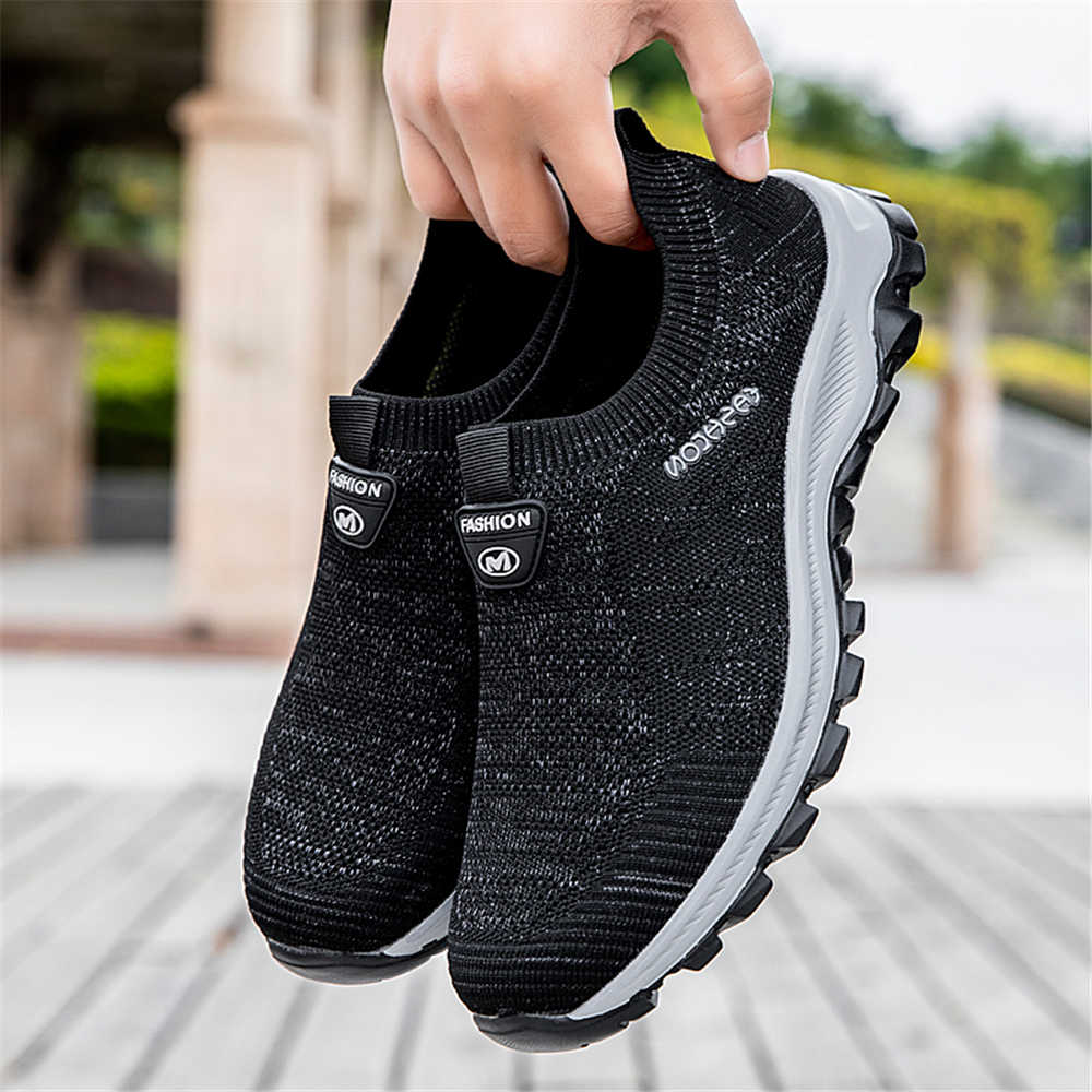 Zapatillas de deporte clásicas - Sewing Industry reseña y precio