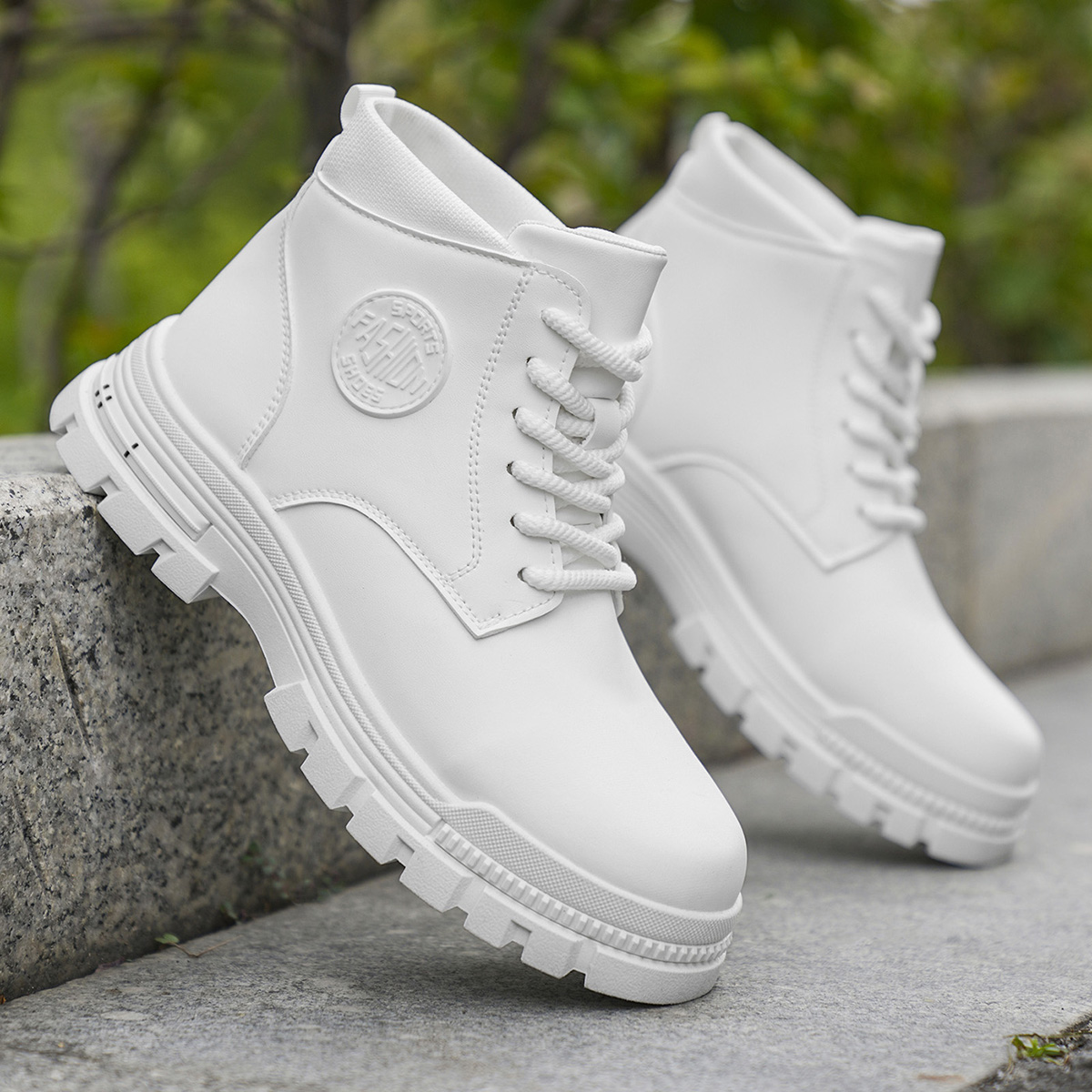 Botas de moto blancas a la mod - Sewing Cloth reseña y precio